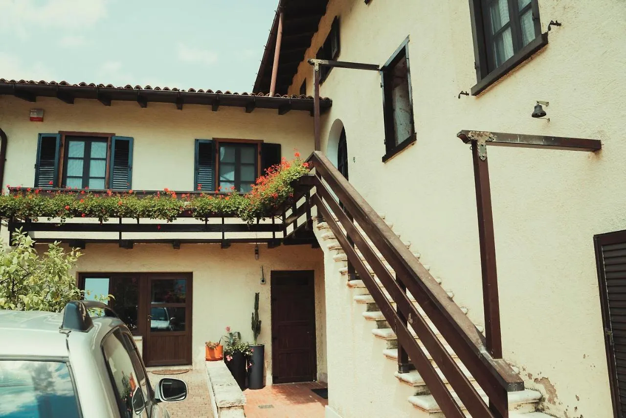 Az. Agr. Tenuta La Casetta Mama di Sopra